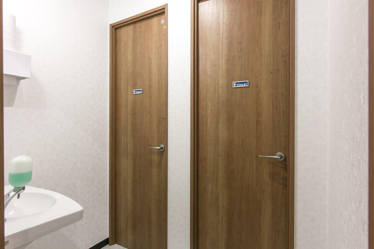 Bathroom 5, Ryokan Ichinao, Shinjuku