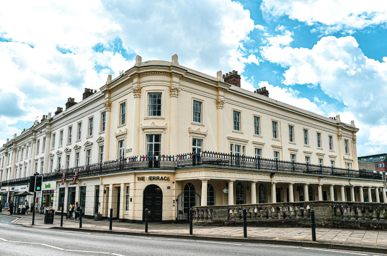 Exterior & Views 2, Victoria Colonnade ApartHotel, Warwickshire