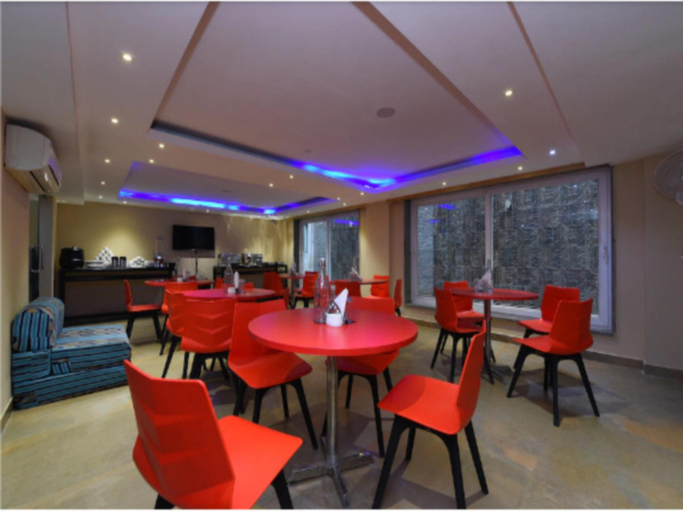 Food & Drinks 4, Hotel New Delhi International 5 Min from AIIMS , Delhi