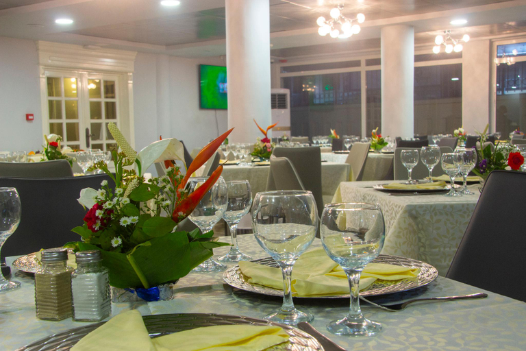 Food & Drinks, SUITA HOTEL, Mfoundi