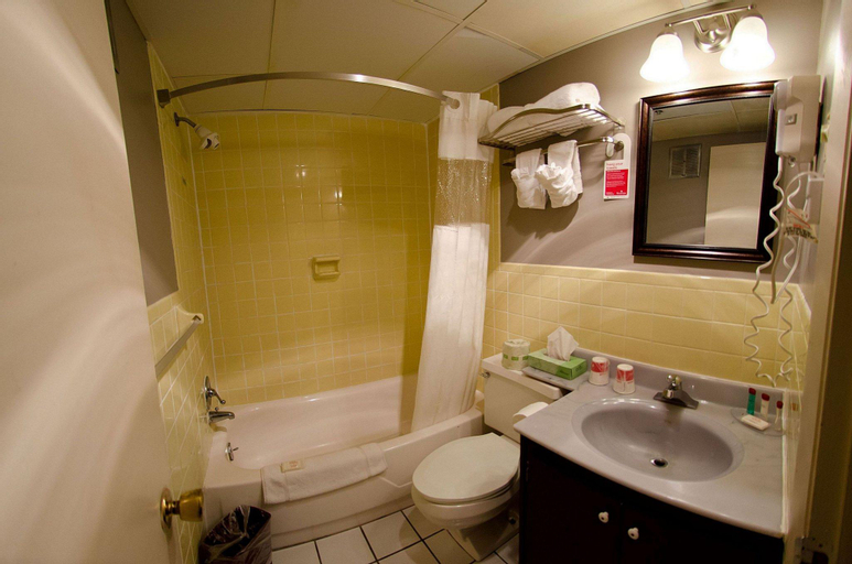 Bedroom 4, Quality Inn & Suites New Hartford - Utica, Oneida