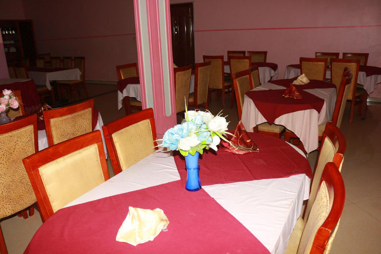 Food & Drinks, Carlcon Hotel, Calabar