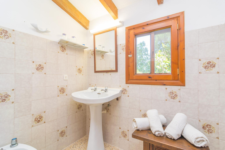 Bathroom 5, CAN FERRER, Baleares