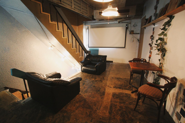 Public Area 2, PITO BEPPU Hostel & Cafe, Beppu