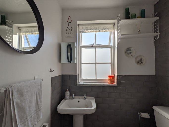 Bathroom, Arts House, Essex