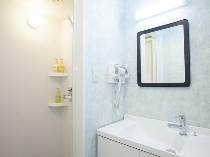 Bathroom 4, Guest House Akasaka no Sato Tokyo - Women Only, Minato