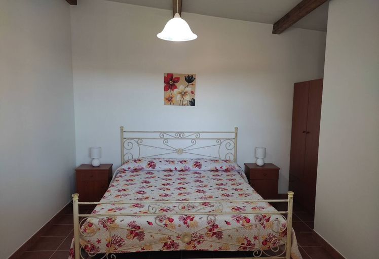 Bedroom 2, Dependance Nonna Rosa, Syracuse