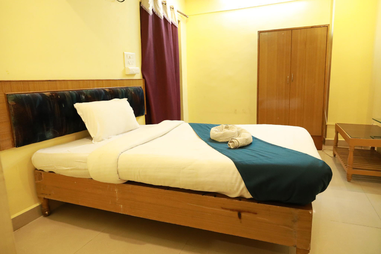 Others 3, Sravanthy Inn, Chittoor
