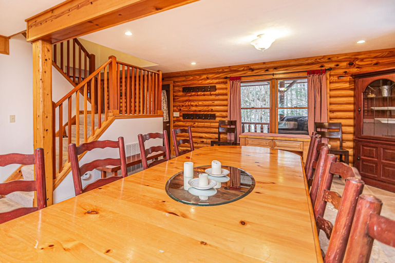 Others 4, Streamside 4 Bedroom House, Garrett