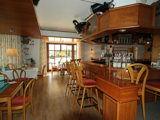 Food & Drinks 4, Hotel Lindas, Verden