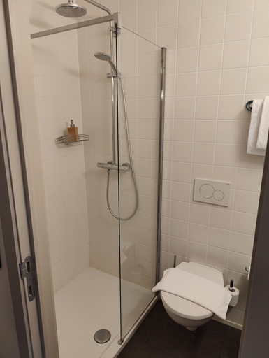 Bathroom 5, De Berk Hotel, Antwerpen