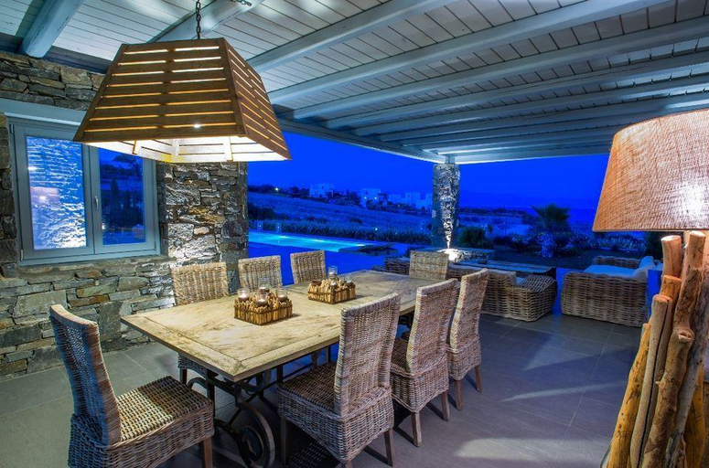 Food & Drinks 5, Aelia Paros Villas, South Aegean