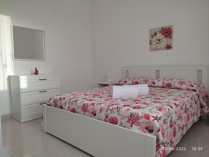 Bedroom 2, Villa Nonna Rosa, Syracuse