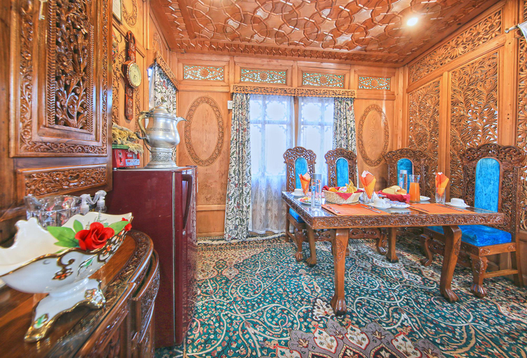 Food & Drinks 5, Kolu Group Of Houseboats, Srinagar