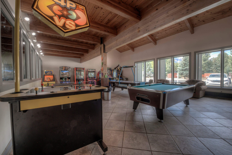 Food & Drinks 5, The Breckenridge Mountain Chalet, Summit