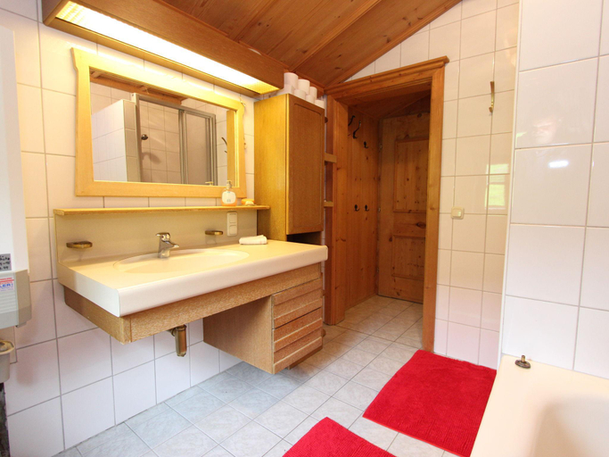 Bathroom 3, Chalet in Rauris near Ski Paradise, Zell am See