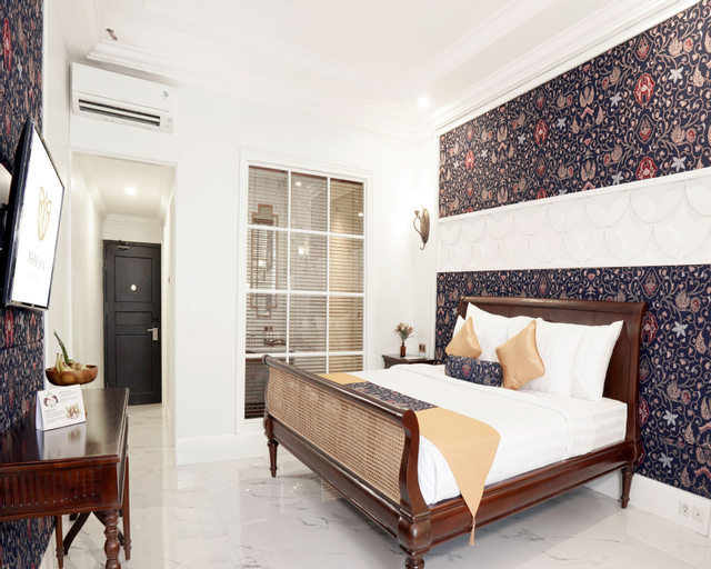 Bedroom 2, MAHALAYA The Legacy Hotel, Solo