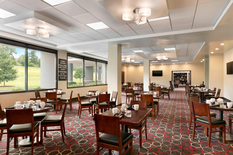 Food & Drinks 5, Four Points by Sheraton Raleigh North, Wake