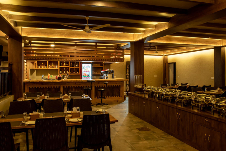 Food & Drinks 4, Busy Bee Resort, Gandaki
