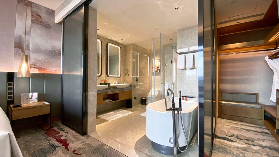 Bathroom 17