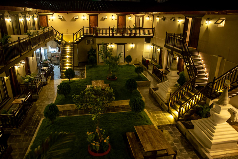 Public Area, Busy Bee Resort, Gandaki