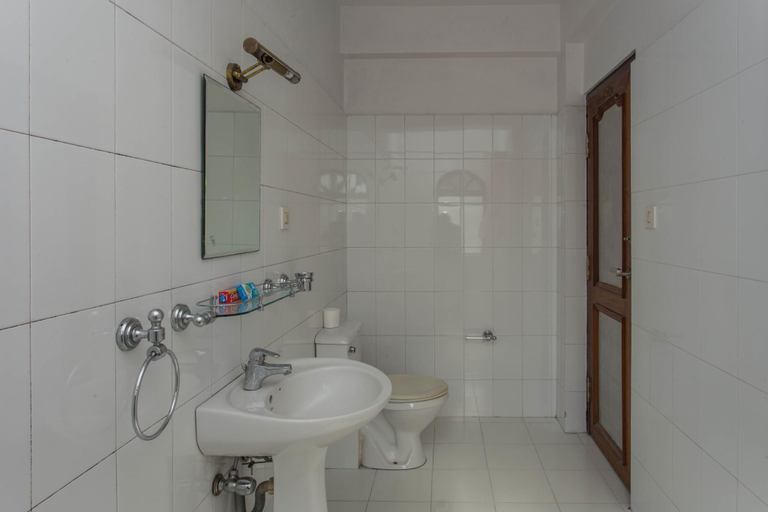Bathroom, Norbu Sangpo, Bagmati