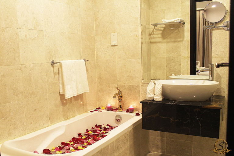 Bathroom 5, Saraya Palace Hotel by Acron, Doha