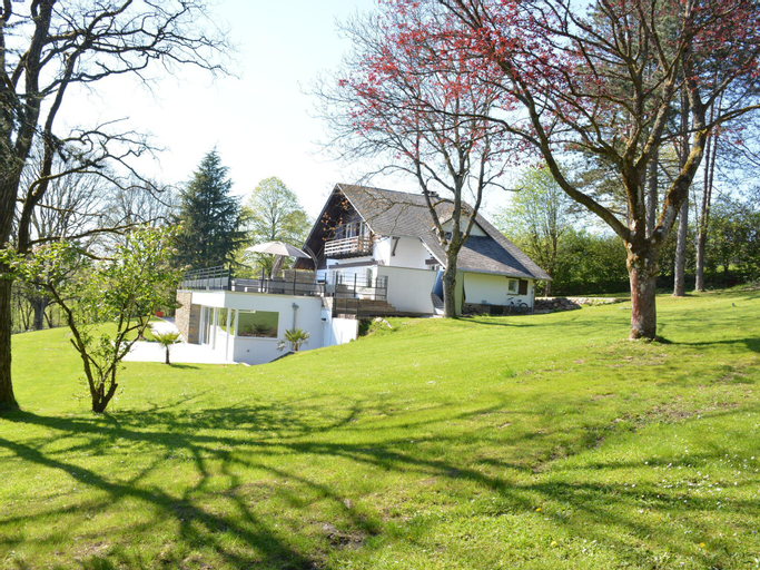 Exterior & Views 2, Chalet in Stoumont with pool and sauna, Liège