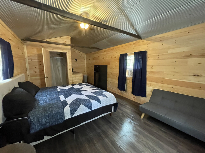 Bedroom 1, Laurel Creek Campground, Fentress