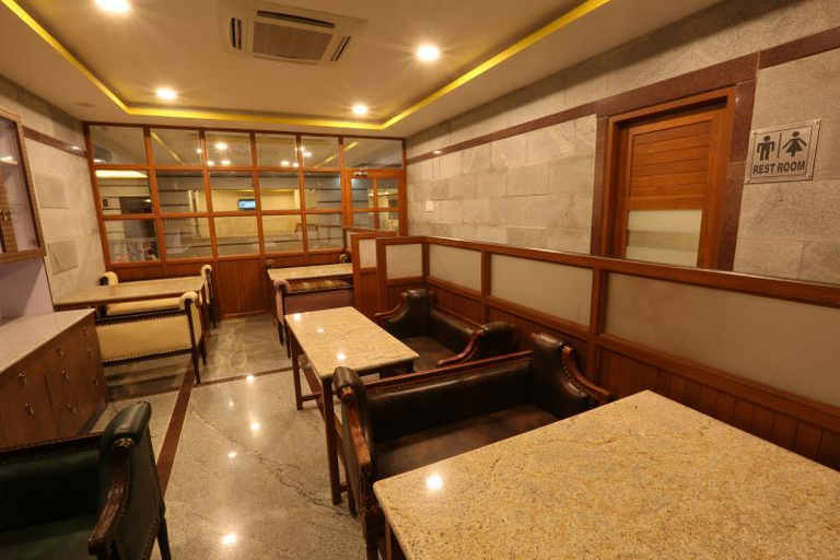 Food & Drinks 4, Kyriad Prestige Mayapuri Amira by OTHPL, Thanjavur