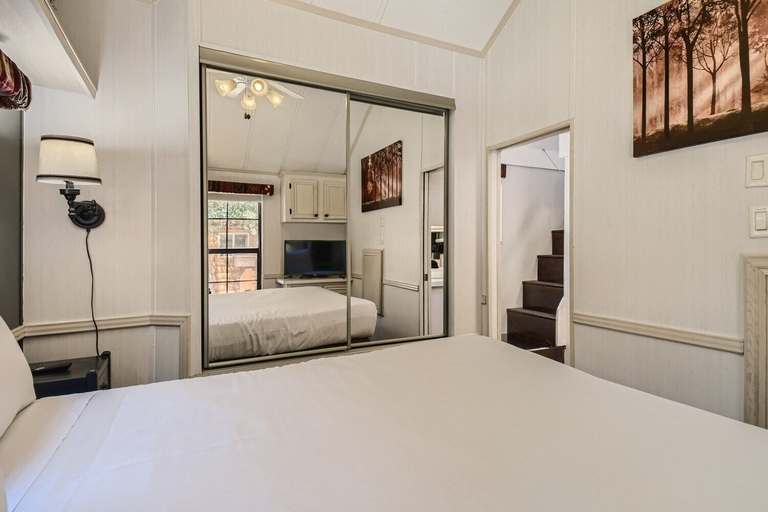 Bedroom 3, The Breckenridge Mountain Chalet, Summit