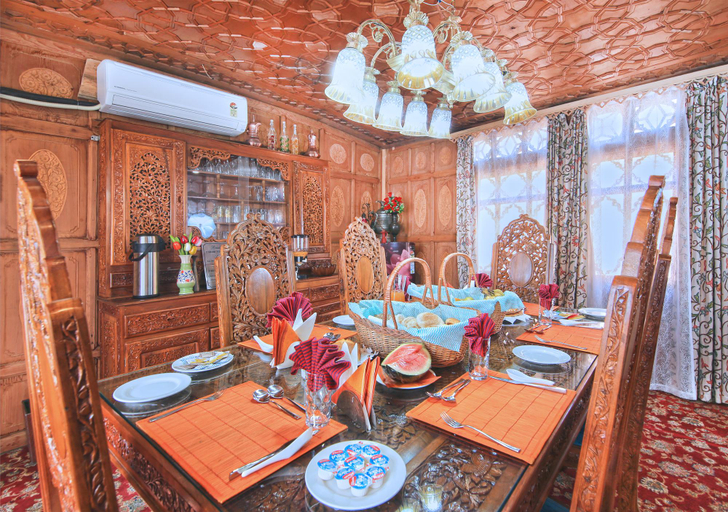Food & Drinks 5, Kolu Group Of Houseboats, Srinagar