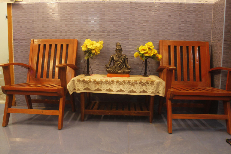 Hotel Eswara Temple Stay, Thanjavur