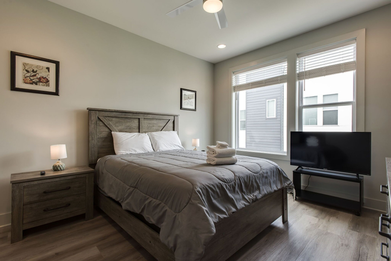 Bedroom 5, Harmony Highrise, Davidson