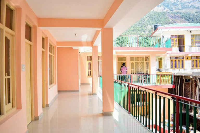 Public Area, Be Happy HomeStay, Kangra
