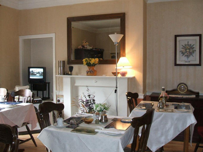 Food & Drinks 4, The Roxburgh, Northumberland