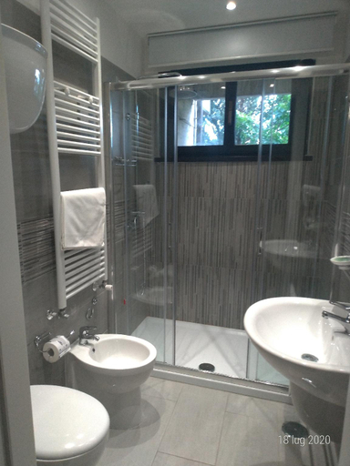 Bathroom 3, Hotel Anna Siena, Siena