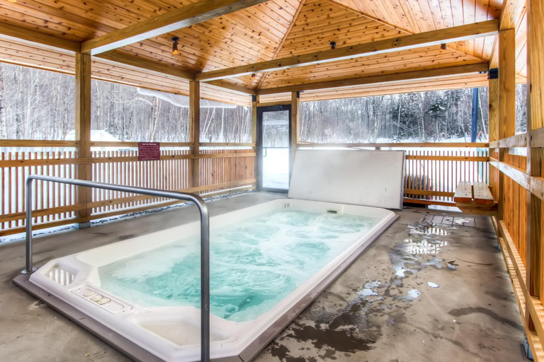 Sport & Beauty 5, Sunrise Bear Ridge C4 4 Bedroom Condo, Rutland