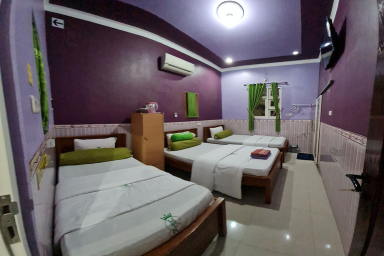 Bedroom 4, FATHIN HOTEL, Gresik
