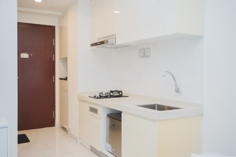 Others 3, Comfy and Cozy Stay Studio Room at Sky House BSD Apartment By Travelio, Tangerang Selatan