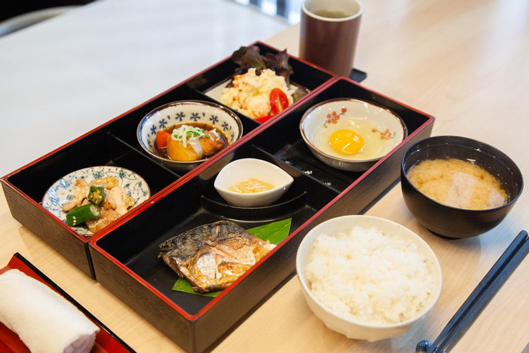 Food & Drinks 5, Baan Kashiwaya, Khlong Toey