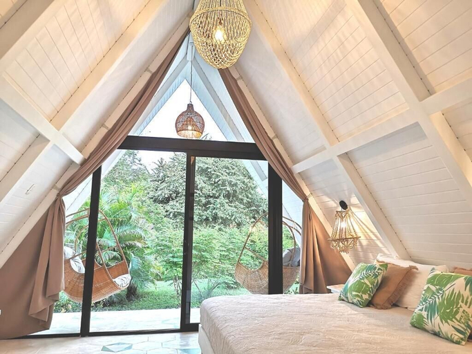 Bedroom 3, Les Voiles Blanches, Santa Cruz