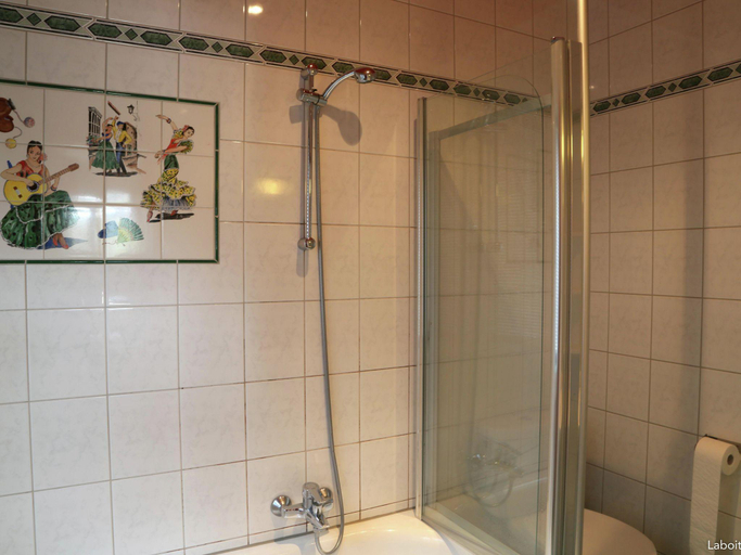 Bathroom 4, Waimes Wellness Nature Villa, Liège