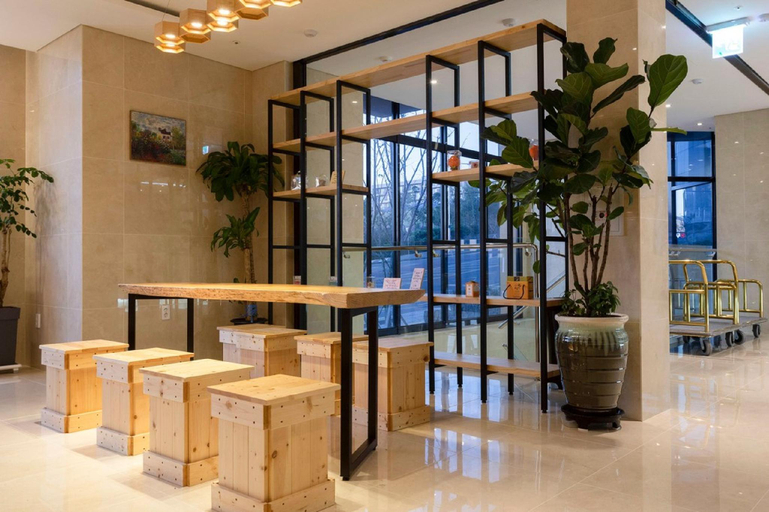Public Area 3, Grand Millions Hotel , Seogwipo