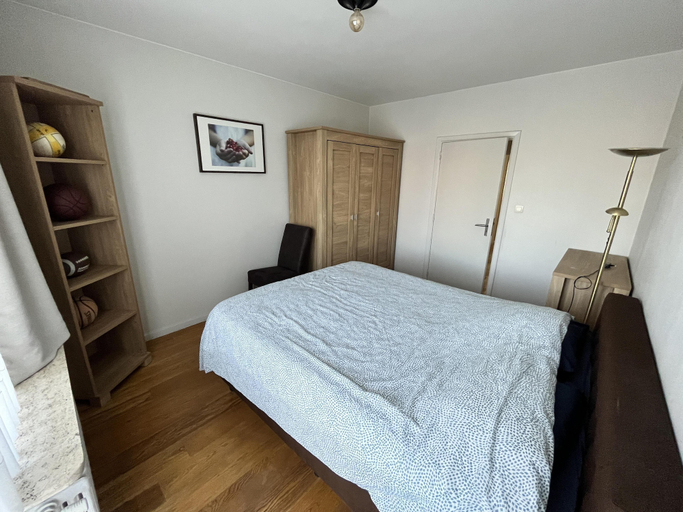 Bedroom 3, Spacious 2 Bedroom App in the Center With Terrace, Oost-Vlaanderen