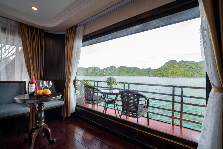 Others 5, La Pandora Cruises, Hạ Long
