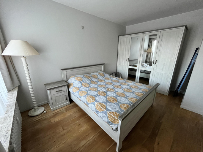 Bedroom 4, Spacious 2 Bedroom App in the Center With Terrace, Oost-Vlaanderen