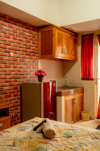 Bedroom 5, Nusantara Property at Green Lake View Apartment, South Tangerang
