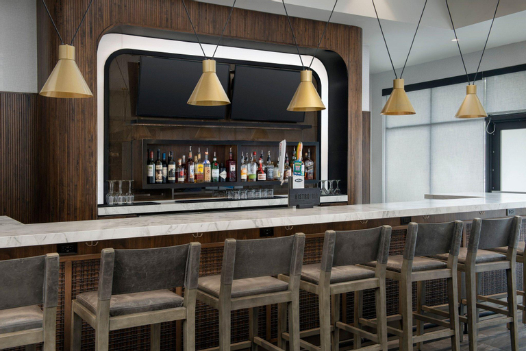 Food & Drinks 4, Courtyard Savannah Downtown/Historic District, Chatham