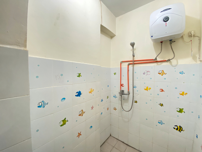 Bedroom 5, Cozy 3BR Furnished Apartment at Gateway Ahmad Yani Cicadas By Travelio, Bandung